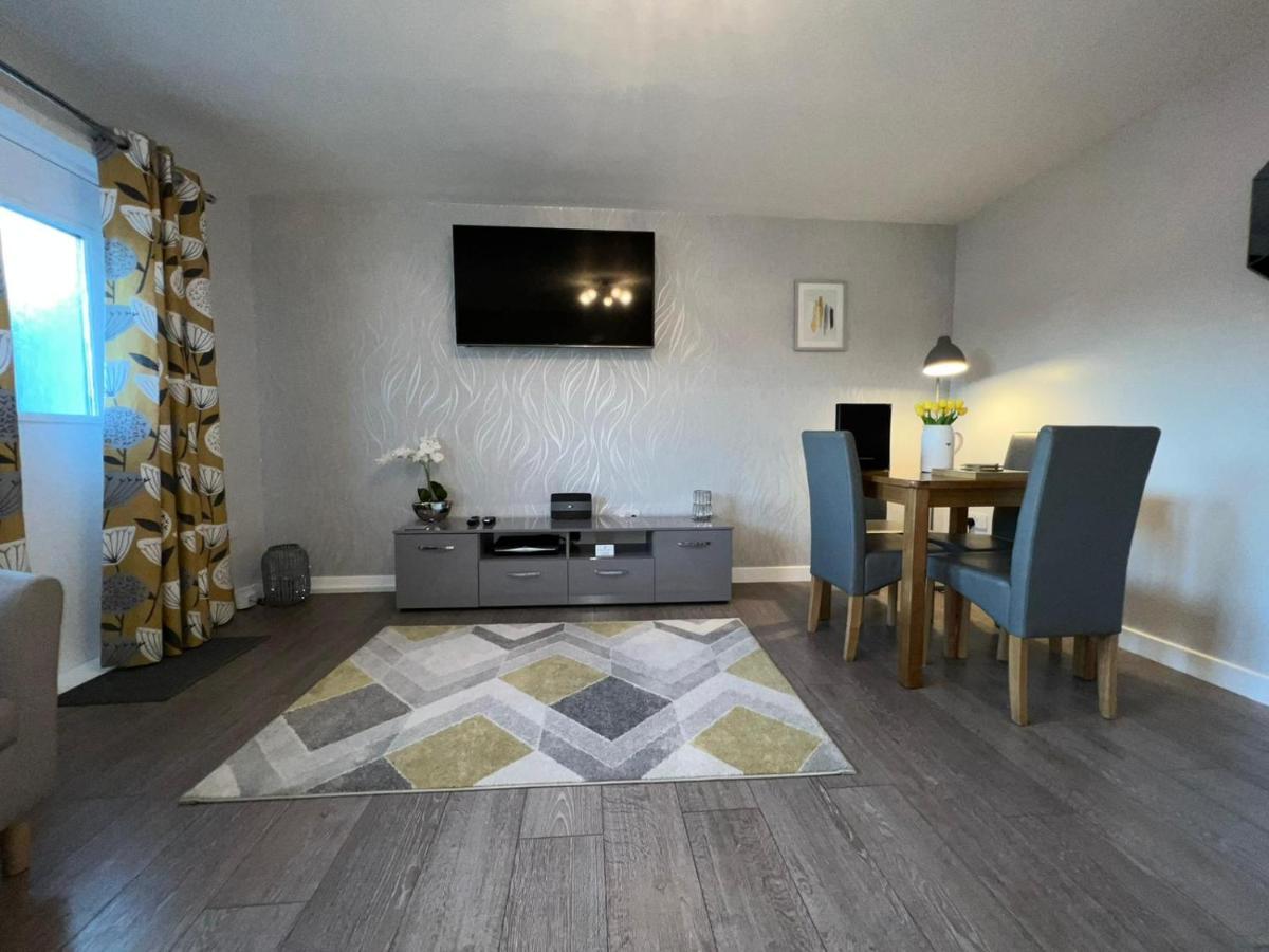 Modern 2 Bed Apartment オーバン エクステリア 写真