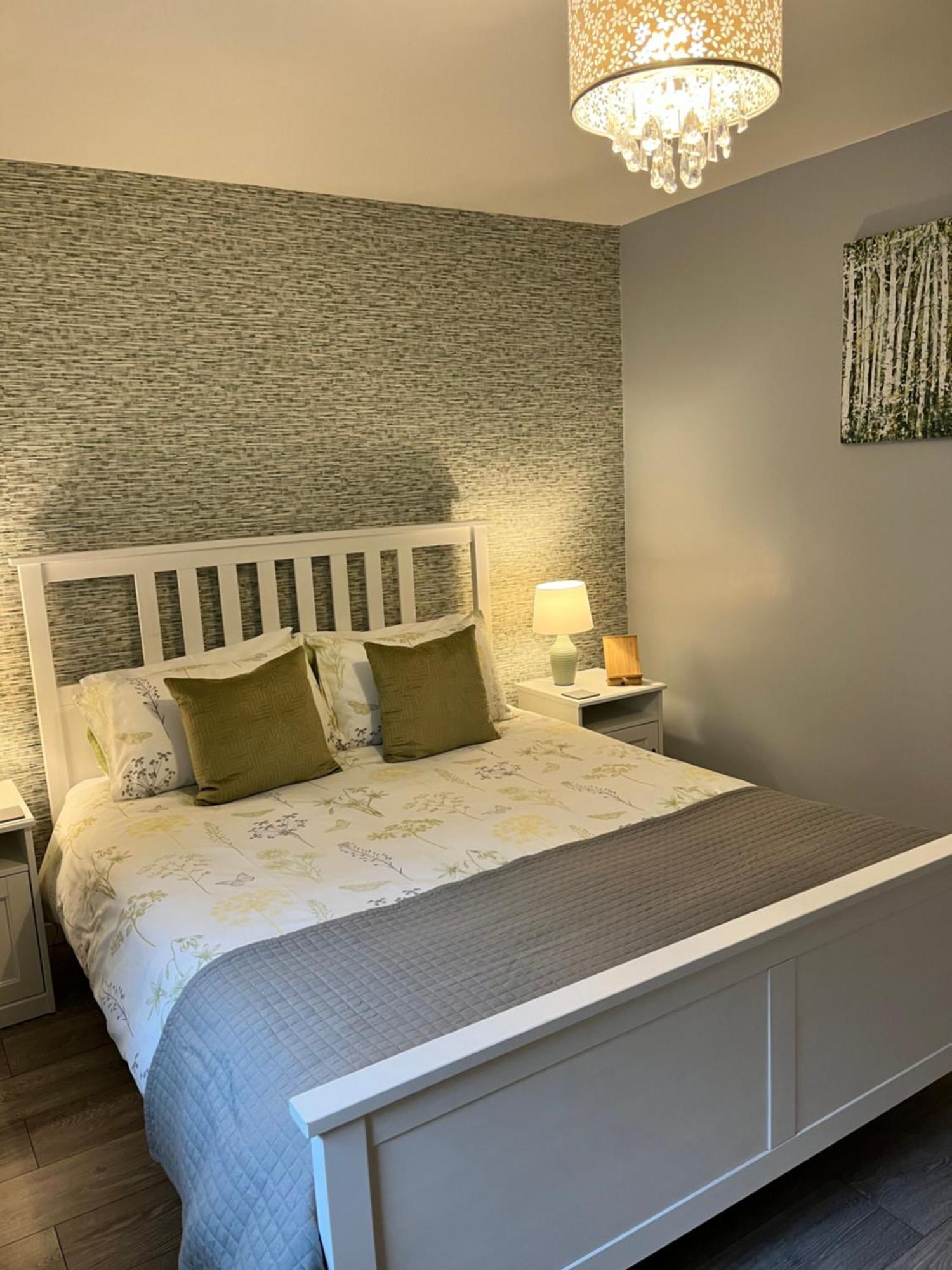 Modern 2 Bed Apartment オーバン エクステリア 写真