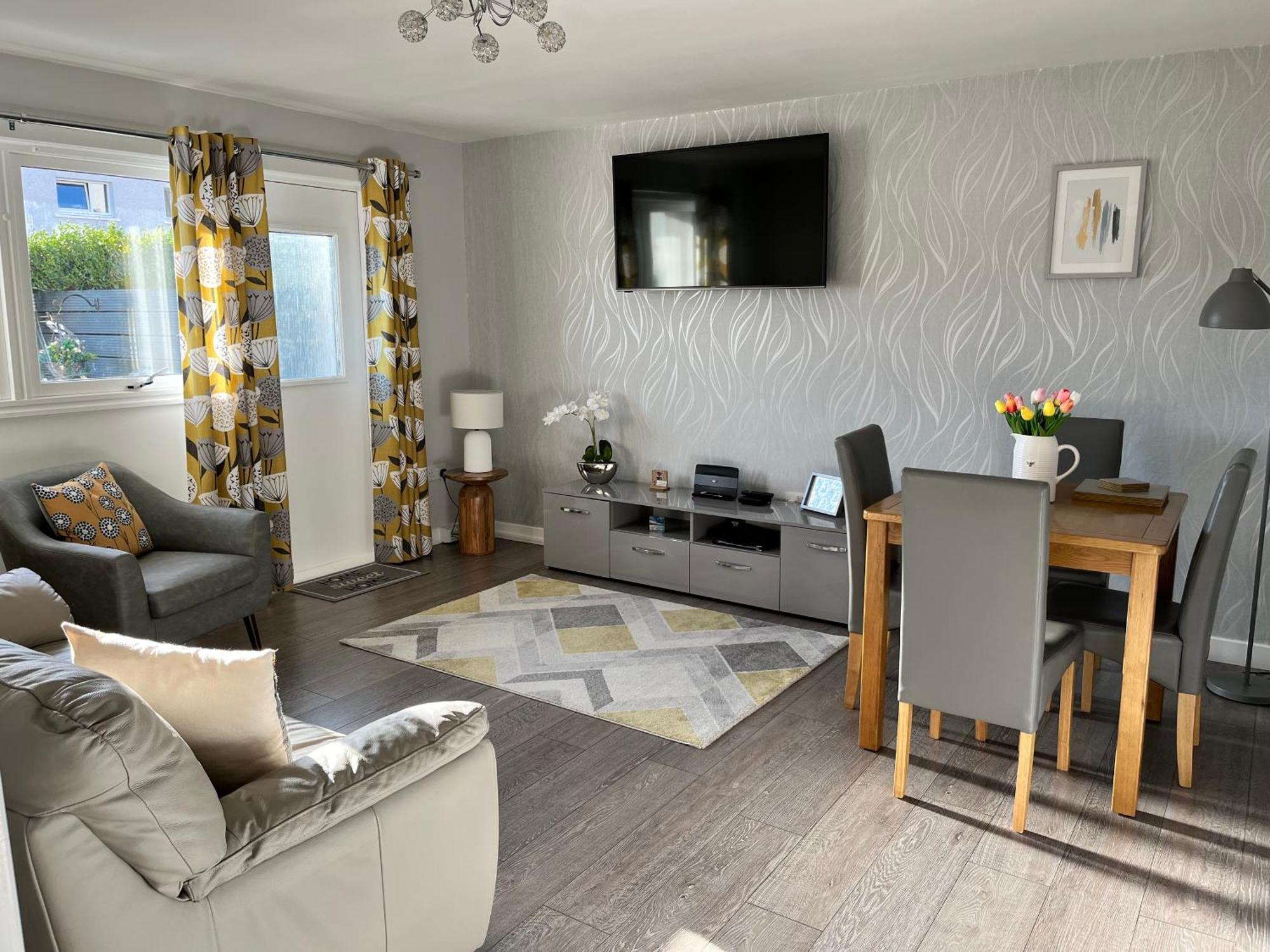 Modern 2 Bed Apartment オーバン エクステリア 写真